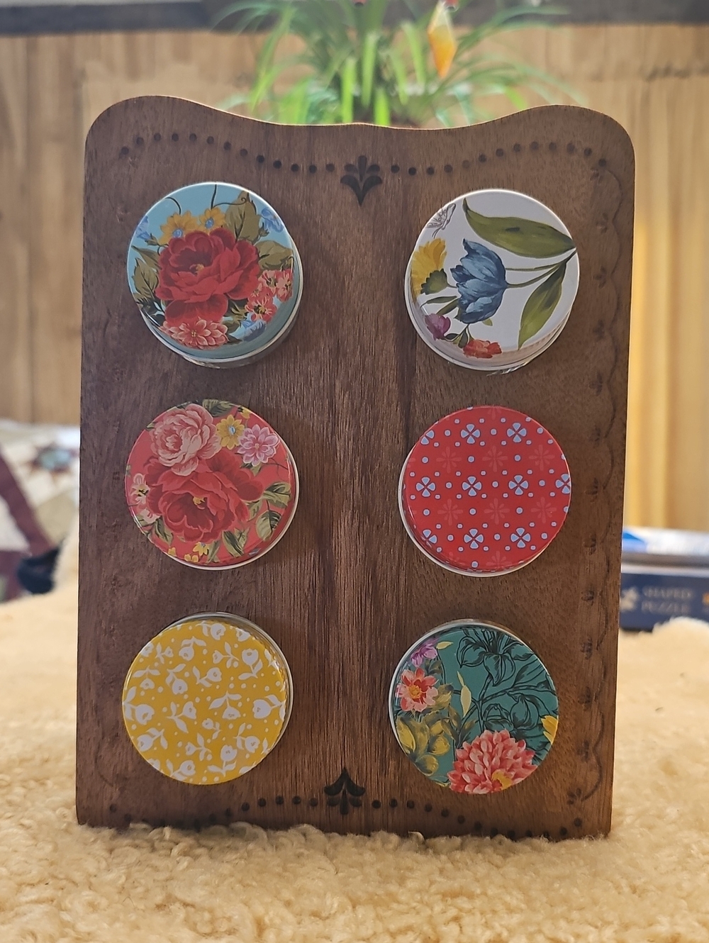 The Pioneer Woman Floral Tin Set - Red, Yellow, Blue, Green, Cream